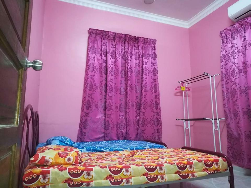Homestay Damai Yusmila Kuala Terengganu Eksteriør bilde