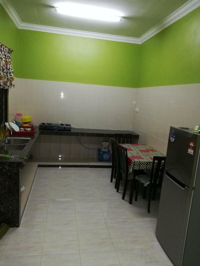 Homestay Damai Yusmila Kuala Terengganu Eksteriør bilde